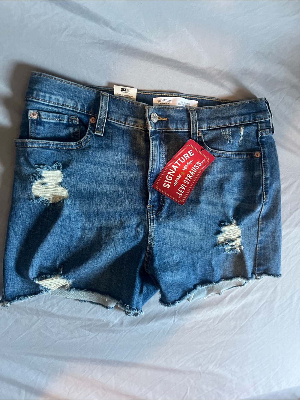 Women’s Size 15 Signature by Levi Strauss High Rise Blue Denim Shorts
